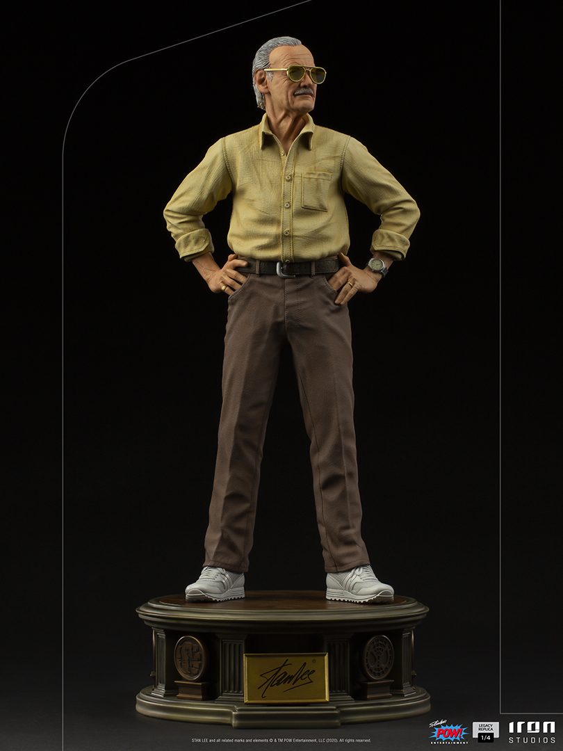 Iron Studios Stan Lee Legacy Replica 1/4 Scale Statue